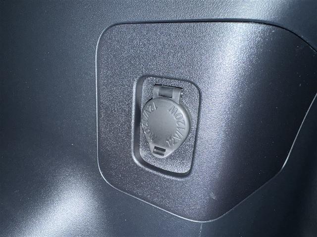 プリウスα Ｓ　衝突被害軽減システム　メモリーナビ　フルセグ　バックカメラ　ＥＴＣ　ＣＤ　ミュージックプレイヤー接続可　サンルーフ　オートクルーズコントロール　ＬＥＤヘッドランプ　スマートキー　キーレス　ハイブリッド（28枚目）