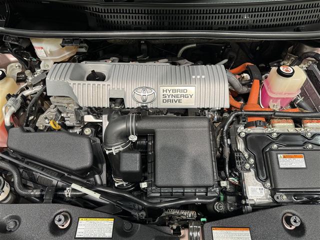 プリウスα Ｓ　衝突被害軽減システム　メモリーナビ　フルセグ　バックカメラ　ＥＴＣ　ＣＤ　ミュージックプレイヤー接続可　サンルーフ　オートクルーズコントロール　ＬＥＤヘッドランプ　スマートキー　キーレス　ハイブリッド（29枚目）