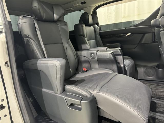 アルファード ２．５Ｓ　Ｃパッケージ　衝突被害軽減システム　メモリーナビ　フルセグ　バックカメラ　ＥＴＣ　ドラレコ　ＣＤ　ミュージックプレイヤー接続可　ＤＶＤ再生　後席モニター　電動シート　オートクルーズコントロール　ＬＥＤヘッドランプ（32枚目）