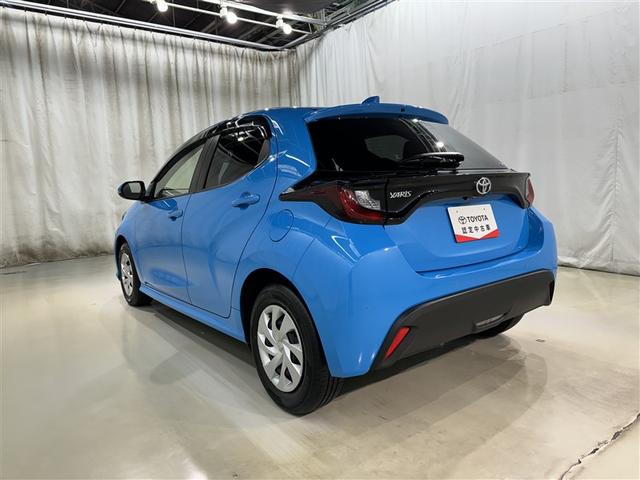 ヤリス G 衝突被害軽減システム メモリーナビ フルセグ バックカメラ ETC ドラレコ ミュージックプレイヤー接続可 LEDヘッドランプ スマートキー キーレス(5枚目)