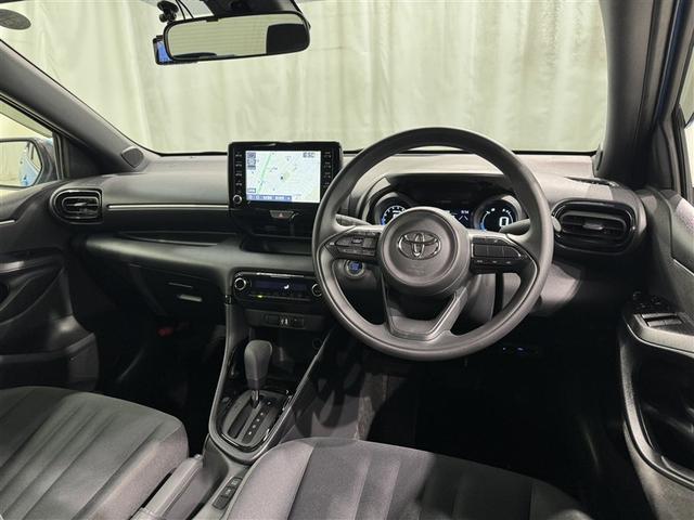 ヤリス G 衝突被害軽減システム メモリーナビ フルセグ バックカメラ ETC ドラレコ ミュージックプレイヤー接続可 LEDヘッドランプ スマートキー キーレス(8枚目)