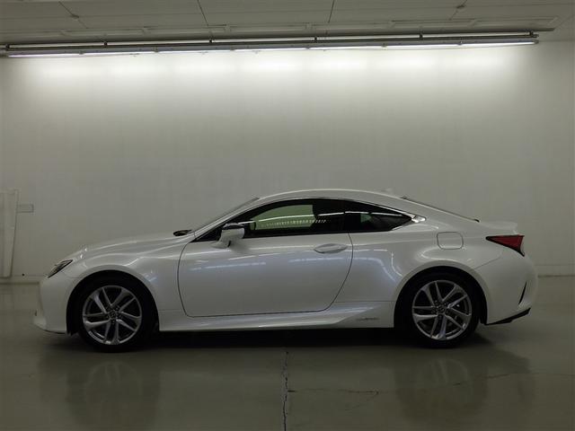 フロントからリヤまで一体感あるスタイリッシュなサイドフォルムです。