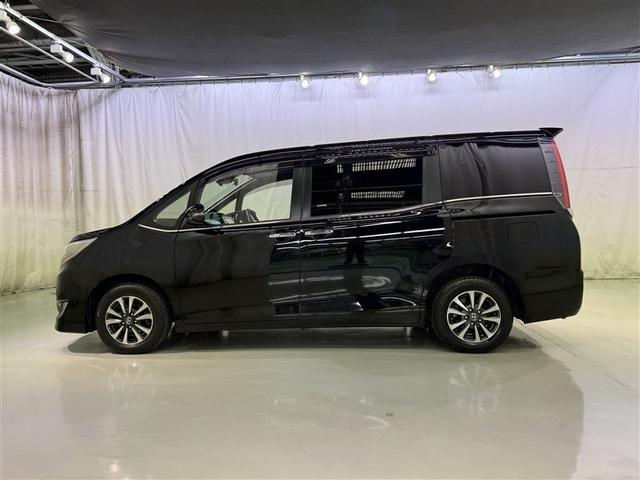 エスクァイア Ｘｉ　クルマイス　タイプ１　衝突被害軽減システム　メモリーナビ　フルセグ　バックカメラ　ＥＴＣ　ドラレコ　ＣＤ　ミュージックプレイヤー接続可　ＤＶＤ再生　後席モニター　オートクルーズコントロール　ＬＥＤヘッドランプ　乗車定員７人（4枚目）