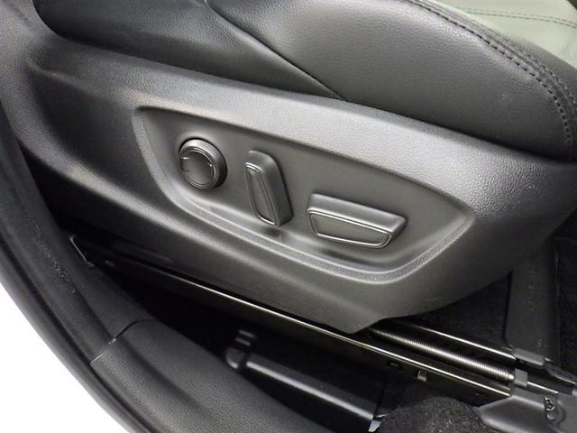 カローラクロス ハイブリッド　Ｚ　衝突被害軽減システム　メモリーナビ　バックカメラ　ＥＴＣ　ドラレコ　ミュージックプレイヤー接続可　電動シート　ハーフレザー　オートクルーズコントロール　ＬＥＤヘッドランプ　スマートキー　キーレス（27枚目）