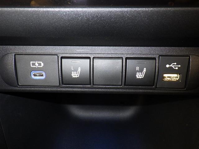 ヤリスクロス ハイブリッドＺ　アドベンチャー　衝突被害軽減システム　メモリーナビ　フルセグ　バックカメラ　ＥＴＣ　ＣＤ　ミュージックプレイヤー接続可　ＤＶＤ再生　電動シート　オートクルーズコントロール　ＬＥＤヘッドランプ　スマートキー　キーレス（15枚目）