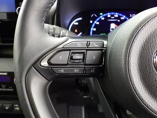 ヤリスクロス ハイブリッドＺ　アドベンチャー　衝突被害軽減システム　メモリーナビ　フルセグ　バックカメラ　ＥＴＣ　ＣＤ　ミュージックプレイヤー接続可　ＤＶＤ再生　電動シート　オートクルーズコントロール　ＬＥＤヘッドランプ　スマートキー　キーレス（23枚目）