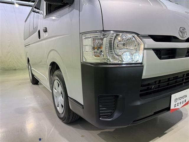 ハイエースバン ロングＤＸ　衝突被害軽減システム　メモリーナビ　フルセグ　ＥＴＣ　ドラレコ　ＣＤ　ミュージックプレイヤー接続可　ＤＶＤ再生　ＬＥＤヘッドランプ　乗車定員６人　キーレス（6枚目）