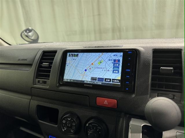 ハイエースバン ロングＤＸ　衝突被害軽減システム　メモリーナビ　フルセグ　ＥＴＣ　ドラレコ　ＣＤ　ミュージックプレイヤー接続可　ＤＶＤ再生　ＬＥＤヘッドランプ　乗車定員６人　キーレス（8枚目）