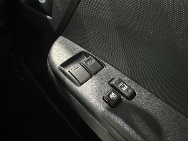 ハイエースバン ロングＤＸ　衝突被害軽減システム　メモリーナビ　フルセグ　ＥＴＣ　ドラレコ　ＣＤ　ミュージックプレイヤー接続可　ＤＶＤ再生　ＬＥＤヘッドランプ　乗車定員６人　キーレス（22枚目）