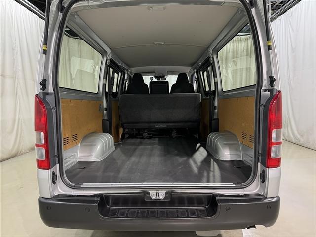 ハイエースバン ロングＤＸ　衝突被害軽減システム　メモリーナビ　フルセグ　ＥＴＣ　ドラレコ　ＣＤ　ミュージックプレイヤー接続可　ＤＶＤ再生　ＬＥＤヘッドランプ　乗車定員６人　キーレス（28枚目）