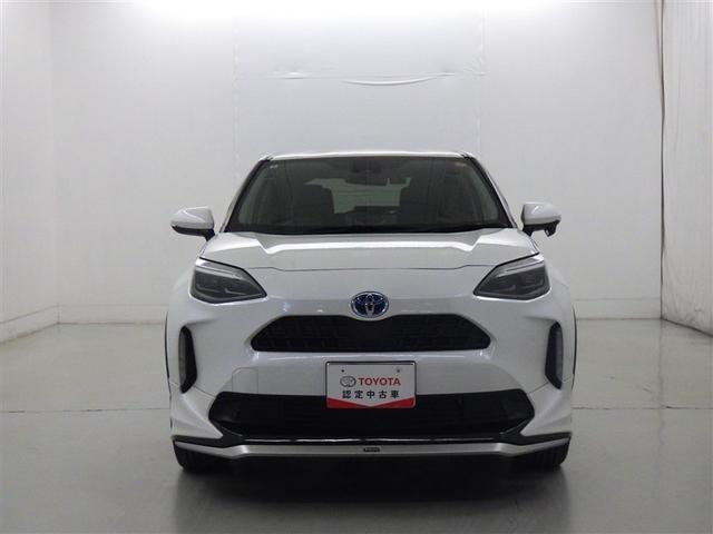 ヤリスクロス ハイブリッドＺ　衝突被害軽減システム　メモリーナビ　バックカメラ　ドラレコ　ミュージックプレイヤー接続可　電動シート　オートクルーズコントロール　ＬＥＤヘッドランプ　スマートキー　キーレス　ハイブリッド（3枚目）