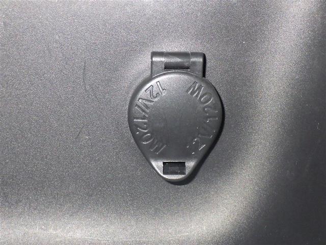 ヤリスクロス ハイブリッドＺ　衝突被害軽減システム　メモリーナビ　バックカメラ　ドラレコ　ミュージックプレイヤー接続可　電動シート　オートクルーズコントロール　ＬＥＤヘッドランプ　スマートキー　キーレス　ハイブリッド（15枚目）