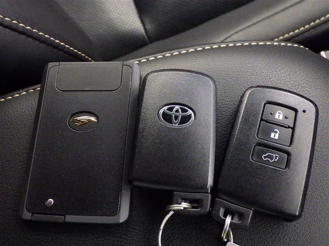 ハリアー プレミアム　メタル　アンド　レザーパッケージ　衝突被害軽減システム　メモリーナビ　フルセグ　バックカメラ　ＥＴＣ　ドラレコ　ＣＤ　ミュージックプレイヤー接続可　革シート　電動シート　オートクルーズコントロール　ＬＥＤヘッドランプ　スマートキー（22枚目）