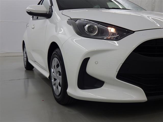 ヤリス Ｘ　衝突被害軽減システム　ＥＴＣ　ミュージックプレイヤー接続可　キーレス（7枚目）