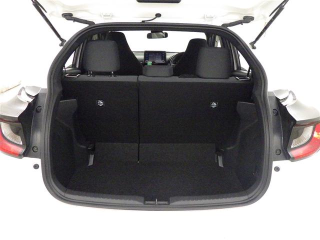 ヤリス Ｘ　衝突被害軽減システム　ＥＴＣ　ミュージックプレイヤー接続可　キーレス（22枚目）