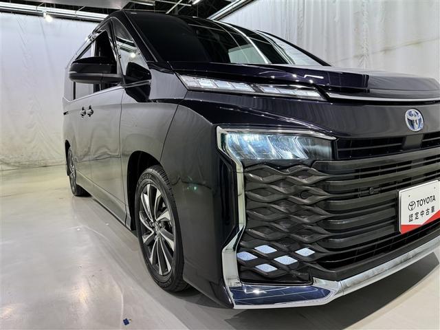 ヴォクシー ハイブリッドＳ－Ｚ　衝突被害軽減システム　フルセグ　バックカメラ　ＥＴＣ　ドラレコ　ＣＤ　ミュージックプレイヤー接続可　ＬＥＤヘッドランプ　両側電動スライド　乗車定員７人　３列シート　スマートキー　キーレス（7枚目）