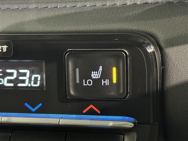 ヴォクシー ハイブリッドＳ－Ｚ　衝突被害軽減システム　フルセグ　バックカメラ　ＥＴＣ　ドラレコ　ＣＤ　ミュージックプレイヤー接続可　ＬＥＤヘッドランプ　両側電動スライド　乗車定員７人　３列シート　スマートキー　キーレス（16枚目）