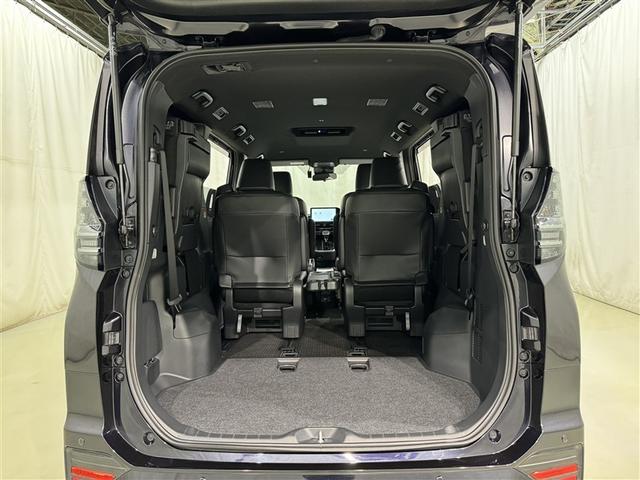 ヴォクシー ハイブリッドＳ－Ｚ　衝突被害軽減システム　フルセグ　バックカメラ　ＥＴＣ　ドラレコ　ＣＤ　ミュージックプレイヤー接続可　ＬＥＤヘッドランプ　両側電動スライド　乗車定員７人　３列シート　スマートキー　キーレス（35枚目）