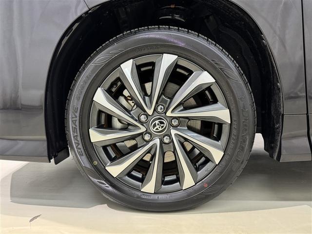 ヴォクシー ハイブリッドＳ－Ｚ　衝突被害軽減システム　フルセグ　バックカメラ　ＥＴＣ　ドラレコ　ＣＤ　ミュージックプレイヤー接続可　ＬＥＤヘッドランプ　両側電動スライド　乗車定員７人　３列シート　スマートキー　キーレス（37枚目）