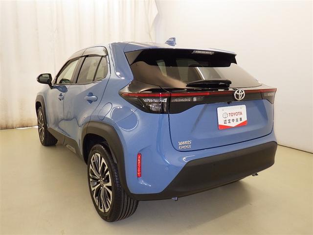 ヤリスクロス Ｚ　衝突被害軽減システム　メモリーナビ　フルセグ　バックカメラ　ＥＴＣ　ドラレコ　ミュージックプレイヤー接続可　電動シート　オートクルーズコントロール　ＬＥＤヘッドランプ　スマートキー　キーレス（5枚目）