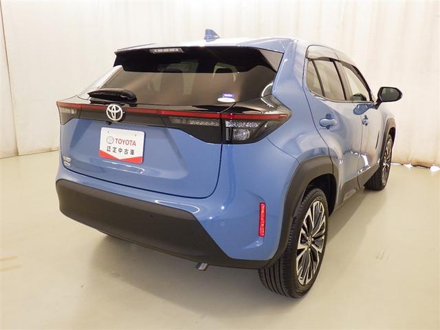 ヤリスクロス Ｚ　衝突被害軽減システム　メモリーナビ　フルセグ　バックカメラ　ＥＴＣ　ドラレコ　ミュージックプレイヤー接続可　電動シート　オートクルーズコントロール　ＬＥＤヘッドランプ　スマートキー　キーレス（6枚目）