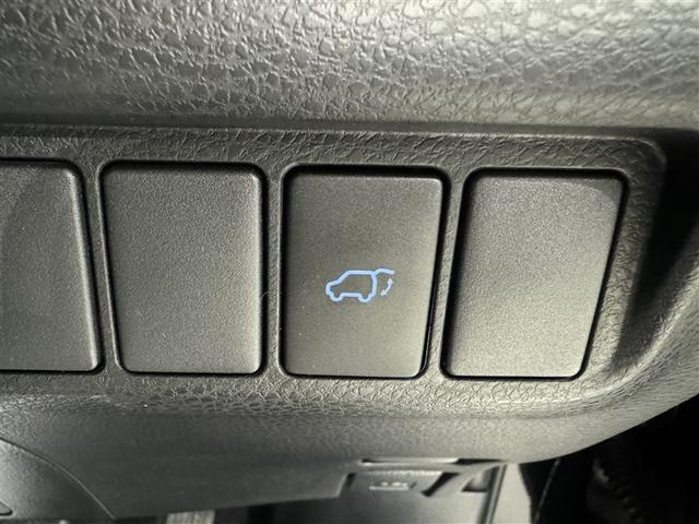 ハリアー プレミアム　メタル　アンド　レザーパッケージ　衝突被害軽減システム　メモリーナビ　フルセグ　バックカメラ　ＥＴＣ　ＣＤ　ミュージックプレイヤー接続可　ＤＶＤ再生　革シート　電動シート　オートクルーズコントロール　ＬＥＤヘッドランプ　スマートキー（15枚目）