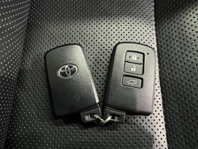 ハリアー プレミアム　メタル　アンド　レザーパッケージ　衝突被害軽減システム　メモリーナビ　フルセグ　バックカメラ　ＥＴＣ　ＣＤ　ミュージックプレイヤー接続可　ＤＶＤ再生　革シート　電動シート　オートクルーズコントロール　ＬＥＤヘッドランプ　スマートキー（26枚目）