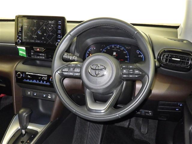 ヤリスクロス Ｚ　衝突被害軽減システム　メモリーナビ　バックカメラ　ＥＴＣ　ミュージックプレイヤー接続可　オートクルーズコントロール　ＬＥＤヘッドランプ　スマートキー　キーレス（8枚目）