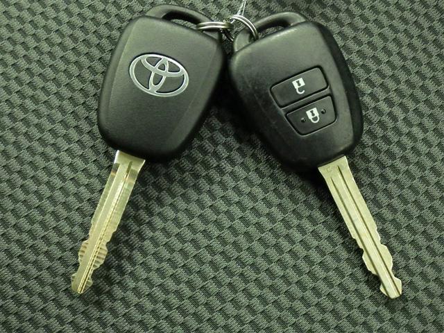 ハイエースバン DX GLパッケージ 衝突被害軽減システム メモリーナビ フルセグ バックカメラ ETC ドラレコ CD ミュージックプレイヤー接続可 3列シート キーレス 4WD ディーゼル(22枚目)