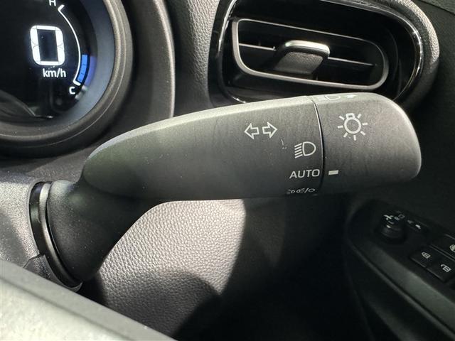 ヤリスクロス ハイブリッドＧ　衝突被害軽減システム　メモリーナビ　バックカメラ　ＥＴＣ　ドラレコ　ミュージックプレイヤー接続可　オートクルーズコントロール　ＬＥＤヘッドランプ　スマートキー　キーレス　ハイブリッド（22枚目）