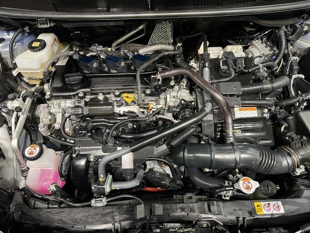 ヤリスクロス ハイブリッドＧ　衝突被害軽減システム　メモリーナビ　バックカメラ　ＥＴＣ　ドラレコ　ミュージックプレイヤー接続可　オートクルーズコントロール　ＬＥＤヘッドランプ　スマートキー　キーレス　ハイブリッド（30枚目）