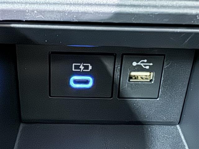 アクア Ｚ　衝突被害軽減システム　メモリーナビ　バックカメラ　ＥＴＣ　ミュージックプレイヤー接続可　オートクルーズコントロール　ＬＥＤヘッドランプ　スマートキー　キーレス　ハイブリッド（16枚目）