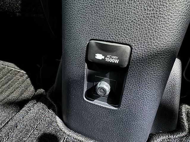 アクア Ｚ　衝突被害軽減システム　メモリーナビ　バックカメラ　ＥＴＣ　ミュージックプレイヤー接続可　オートクルーズコントロール　ＬＥＤヘッドランプ　スマートキー　キーレス　ハイブリッド（28枚目）