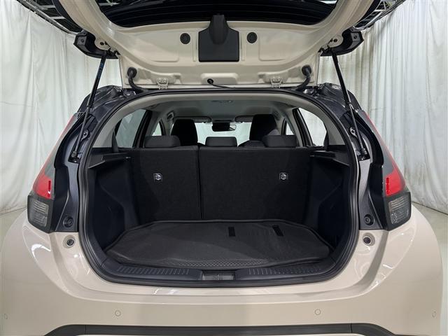 アクア Ｚ　衝突被害軽減システム　メモリーナビ　バックカメラ　ＥＴＣ　ミュージックプレイヤー接続可　オートクルーズコントロール　ＬＥＤヘッドランプ　スマートキー　キーレス　ハイブリッド（29枚目）