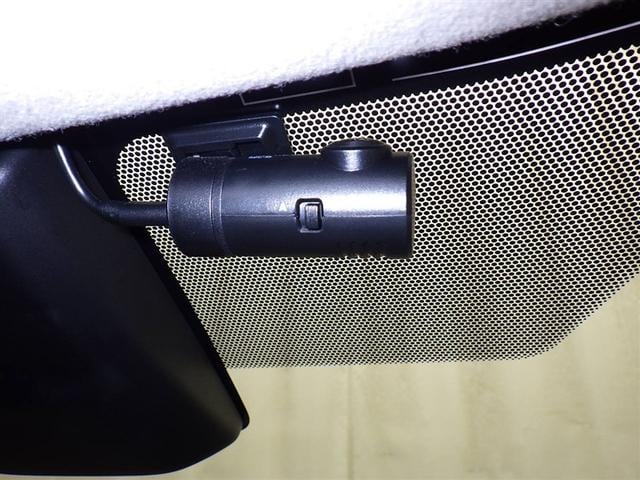 カローラ ハイブリッド　Ｘ　衝突被害軽減システム　フルセグ　バックカメラ　ＥＴＣ　ドラレコ　オートクルーズコントロール　ＬＥＤヘッドランプ　スマートキー　キーレス　ハイブリッド（17枚目）