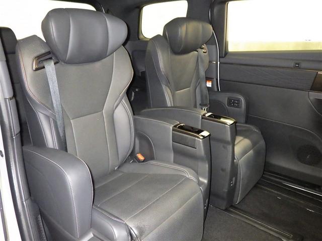 アルファード Ｚ　衝突被害軽減システム　メモリーナビ　フルセグ　バックカメラ　ＥＴＣ　ミュージックプレイヤー接続可　後席モニター　サンルーフ　ＬＥＤヘッドランプ　両側電動スライド　乗車定員７人　３列シート　スマートキー（29枚目）