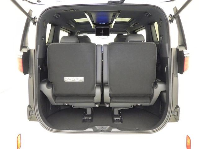 アルファード Ｚ　衝突被害軽減システム　メモリーナビ　フルセグ　バックカメラ　ＥＴＣ　ミュージックプレイヤー接続可　後席モニター　サンルーフ　ＬＥＤヘッドランプ　両側電動スライド　乗車定員７人　３列シート　スマートキー（31枚目）