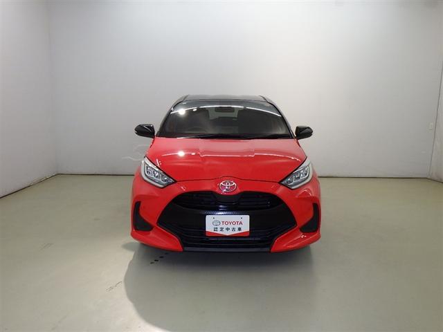 ヤリス Ｚ　衝突被害軽減システム　フルセグ　バックカメラ　ＥＴＣ　ミュージックプレイヤー接続可　オートクルーズコントロール　ＬＥＤヘッドランプ　スマートキー　キーレス（4枚目）