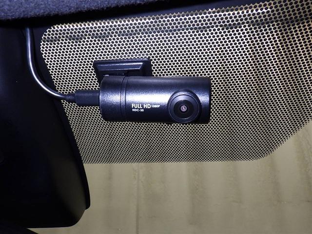 カローラクロス ハイブリッド　Ｚ　衝突被害軽減システム　メモリーナビ　フルセグ　バックカメラ　ＥＴＣ　ドラレコ　ミュージックプレイヤー接続可　電動シート　ハーフレザー　オートクルーズコントロール　ＬＥＤヘッドランプ　スマートキー（19枚目）