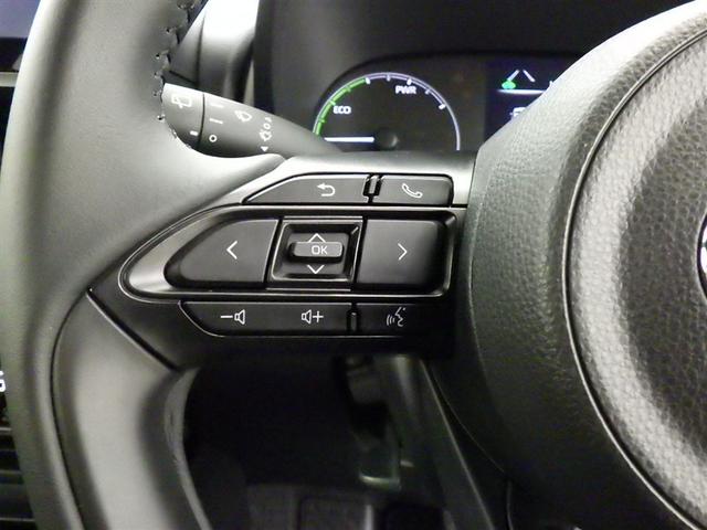 �X�e�A�����O�X�C�b�`�����I�^�]���Ȃ���茳�ŃI�[�f�B�I�̑���Ȃǂ��ł��܂��B