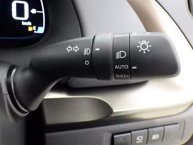 �y�I�[�g���C�g�z�ԊO�̖��邳�ɉ����āA�����I�Ƀ��C�g�̓_���E���������Ă���܂��B