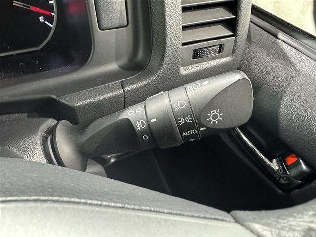 ハイエースバン ロングスーパーＧＬ　衝突被害軽減システム　メモリーナビ　ワンセグ　バックカメラ　ＥＴＣ　ドラレコ　ＣＤ　ミュージックプレイヤー接続可　ＬＥＤヘッドランプ　キーレス（16枚目）