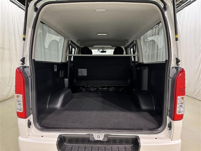 ハイエースバン ロングスーパーＧＬ　衝突被害軽減システム　メモリーナビ　ワンセグ　バックカメラ　ＥＴＣ　ドラレコ　ＣＤ　ミュージックプレイヤー接続可　ＬＥＤヘッドランプ　キーレス（24枚目）