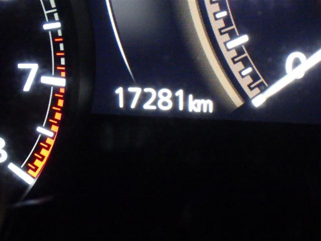 �ʐ^�B�e���̑��s�����ł��B�X�܊Ԃ̈ړ��Ȃǂő��s�������L�тĂ���ꍇ������܂��B