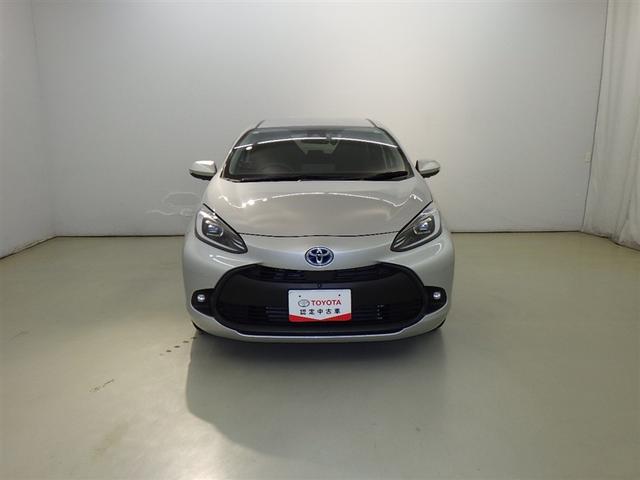 アクア Ｘ　衝突被害軽減システム　メモリーナビ　バックカメラ　ＥＴＣ　ドラレコ　ミュージックプレイヤー接続可　オートクルーズコントロール　ＬＥＤヘッドランプ　スマートキー　キーレス　ハイブリッド（3枚目）