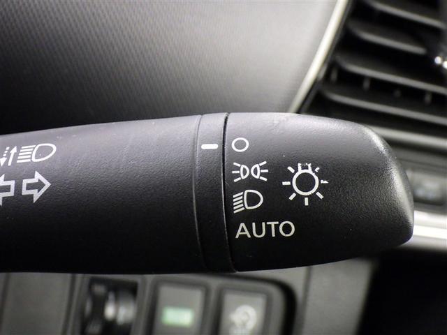 セレナ Ｘ　Ｖセレクション　衝突被害軽減システム　メモリーナビ　フルセグ　バックカメラ　ＥＴＣ　ドラレコ　ＣＤ　ミュージックプレイヤー接続可　ＤＶＤ再生　オートクルーズコントロール　両側電動スライド　乗車定員８人　３列シート（19枚目）