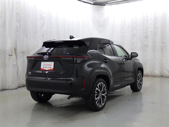 ヤリスクロス Ｚ　衝突被害軽減システム　メモリーナビ　フルセグ　バックカメラ　ＥＴＣ　ドラレコ　ミュージックプレイヤー接続可　電動シート　オートクルーズコントロール　ＬＥＤヘッドランプ　スマートキー　キーレス（7枚目）