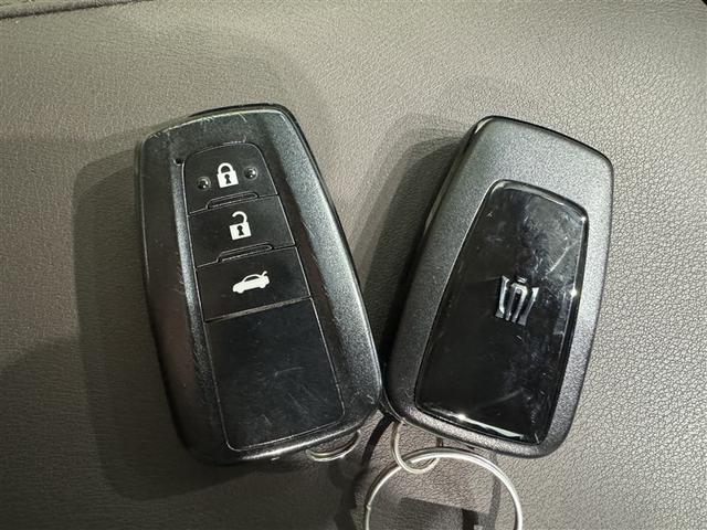 クラウンハイブリッド S Cパッケージ 衝突被害軽減システム メモリーナビ フルセグ バックカメラ ETC ドラレコ CD ミュージックプレイヤー接続可 DVD再生 電動シート オートクルーズコントロール LEDヘッドランプ スマートキー(25枚目)