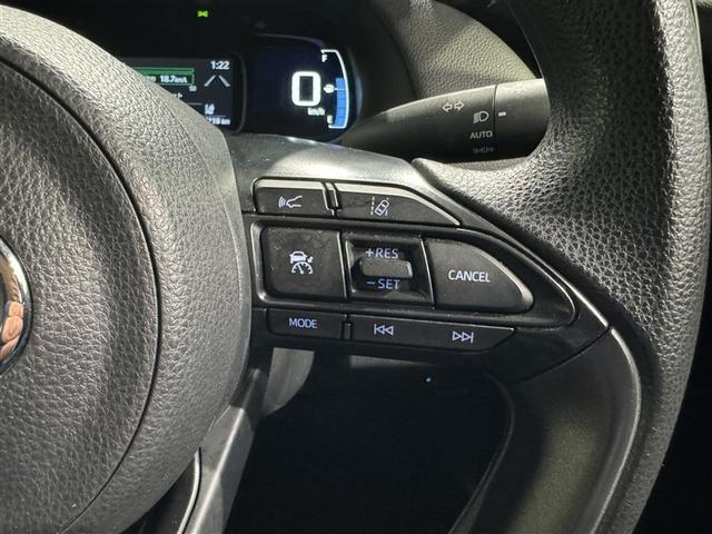 アクア X 衝突被害軽減システム メモリーナビ バックカメラ ETC ドラレコ ミュージックプレイヤー接続可 オートクルーズコントロール LEDヘッドランプ スマートキー キーレス ハイブリッド ワンオーナー(16枚目)