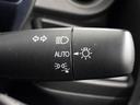 【オートライト】車外の明るさに応じて、自動的にライトの点灯・消灯をしてくれます。